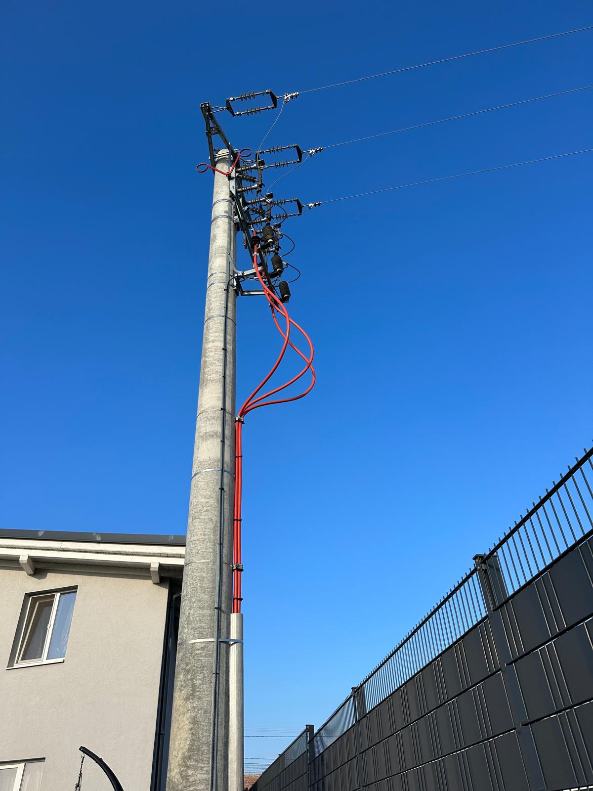 Electric pole